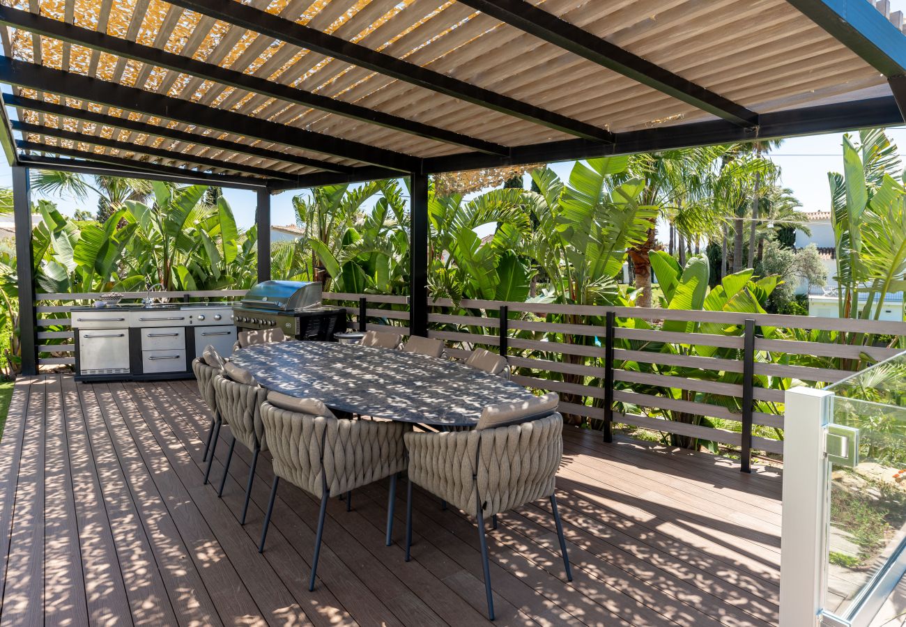 Villa in Marbella - Luxury villa | Heated pool* & private jacuzzi