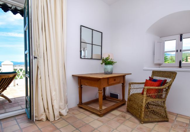 Villa in Marbella - 20000 - Tolle Villa im Kolonialstil Villa in Marbella - 20000 - Tolle Villa im Kolonialstil