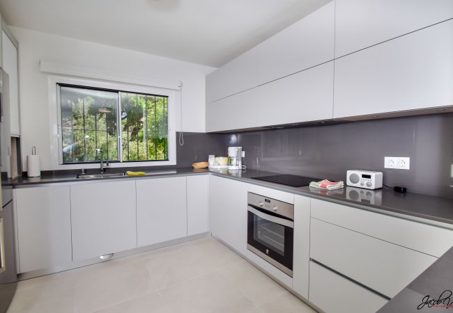 Villa in Marbella - 8738 - GREAT VILLA NEAR BEACH & MARBELLA Villa in Marbella - 8738 - GREAT VILLA NEAR BEACH & MARBELLA