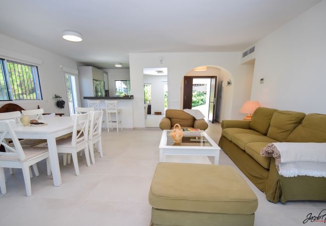 Villa in Marbella - 8738 - GREAT VILLA NEAR BEACH & MARBELLA Villa in Marbella - 8738 - GREAT VILLA NEAR BEACH & MARBELLA