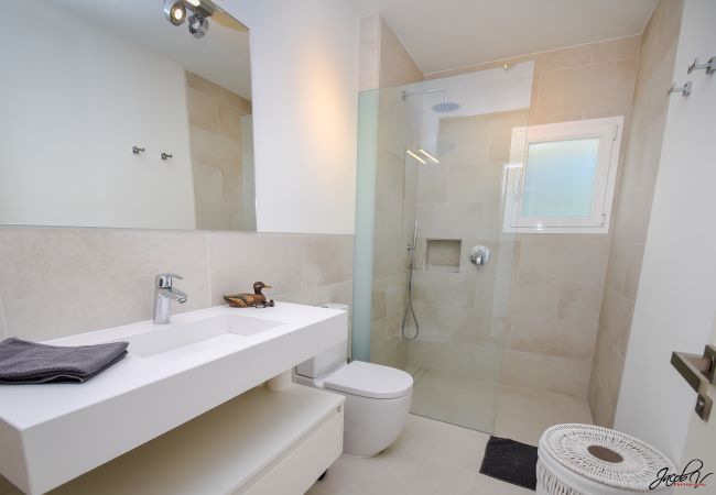 Villa in Marbella - 8738 - GREAT VILLA NEAR BEACH & MARBELLA Villa in Marbella - 8738 - GREAT VILLA NEAR BEACH & MARBELLA