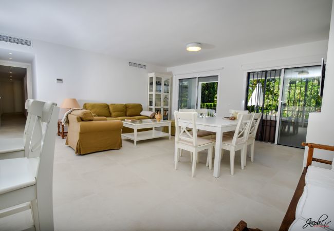 Villa in Marbella - 8738 - GREAT VILLA NEAR BEACH & MARBELLA Villa in Marbella - 8738 - GREAT VILLA NEAR BEACH & MARBELLA