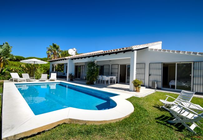 Villa in Marbella - 8738 - GREAT VILLA NEAR BEACH & MARBELLA Villa in Marbella - 8738 - GREAT VILLA NEAR BEACH & MARBELLA