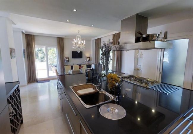 Ferienwohnung in Marbella - Wunderschönes Penthouse Los Monteros  Ferienwohnung in Marbella - Wunderschönes Penthouse Los Monteros