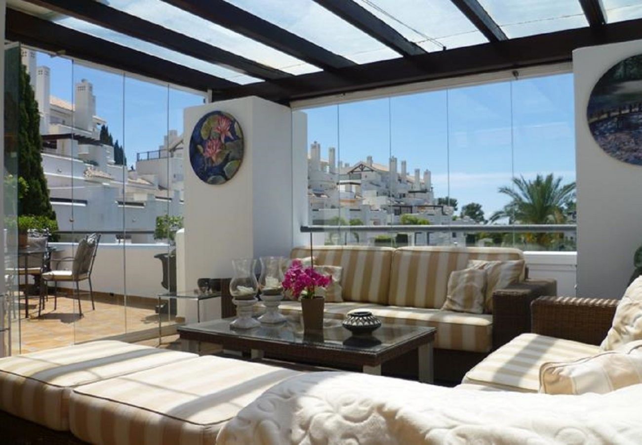 Ferienwohnung in Marbella - Wunderschönes Penthouse Los Monteros 