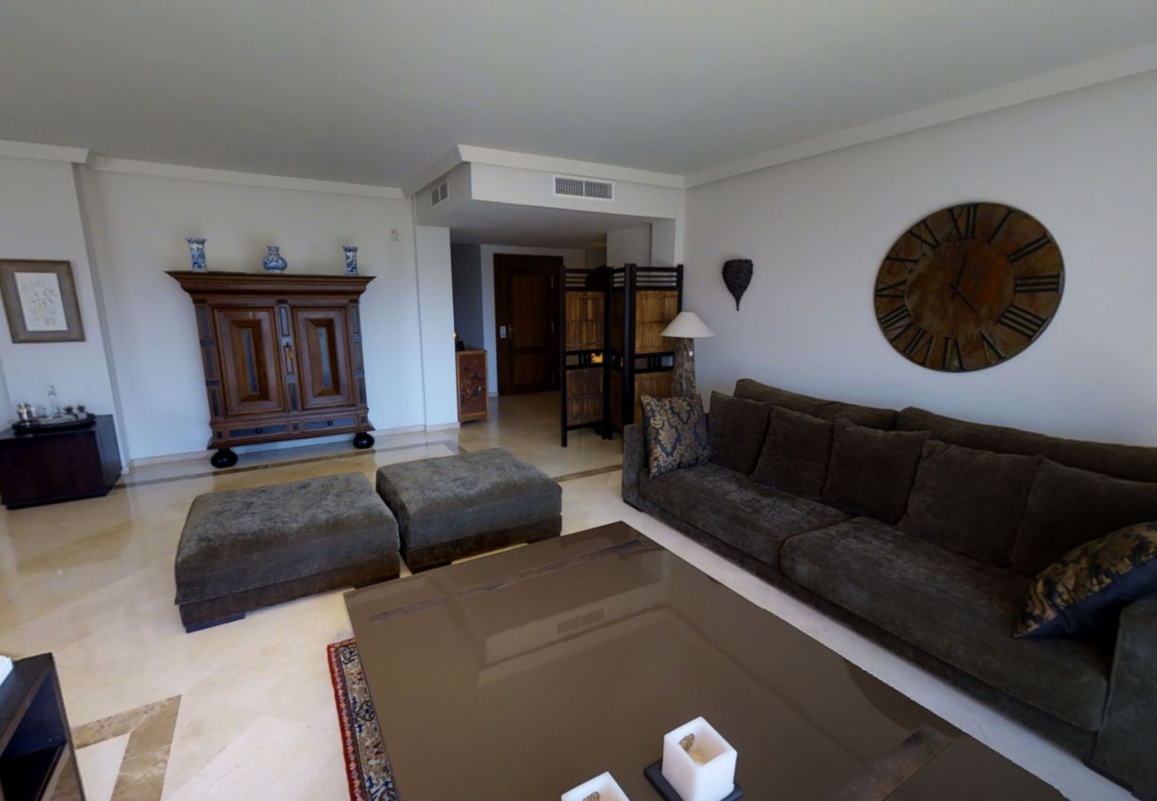 Ferienwohnung in Marbella - Wunderschönes Penthouse Los Monteros 