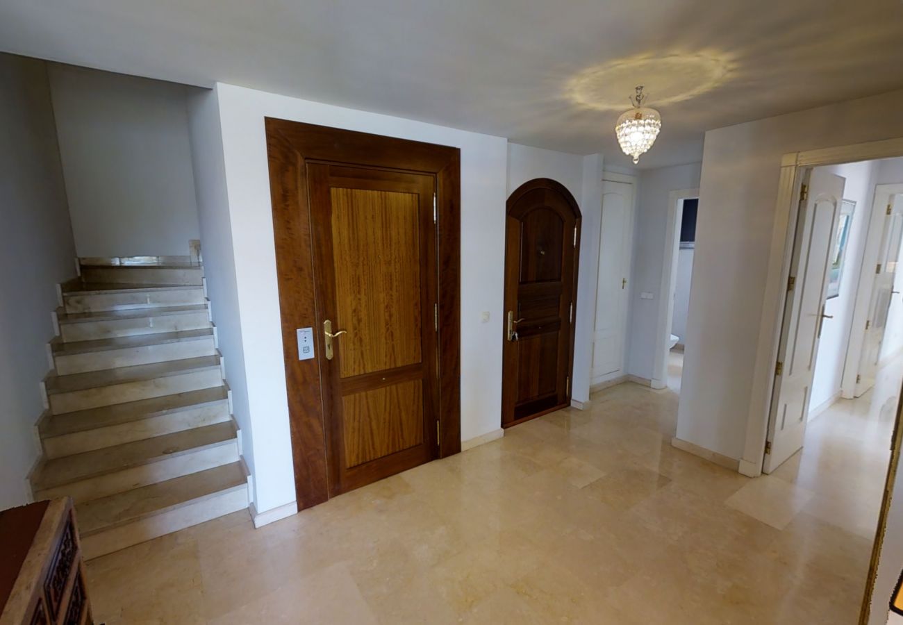 Ferienwohnung in Marbella - Wunderschönes Penthouse Los Monteros 