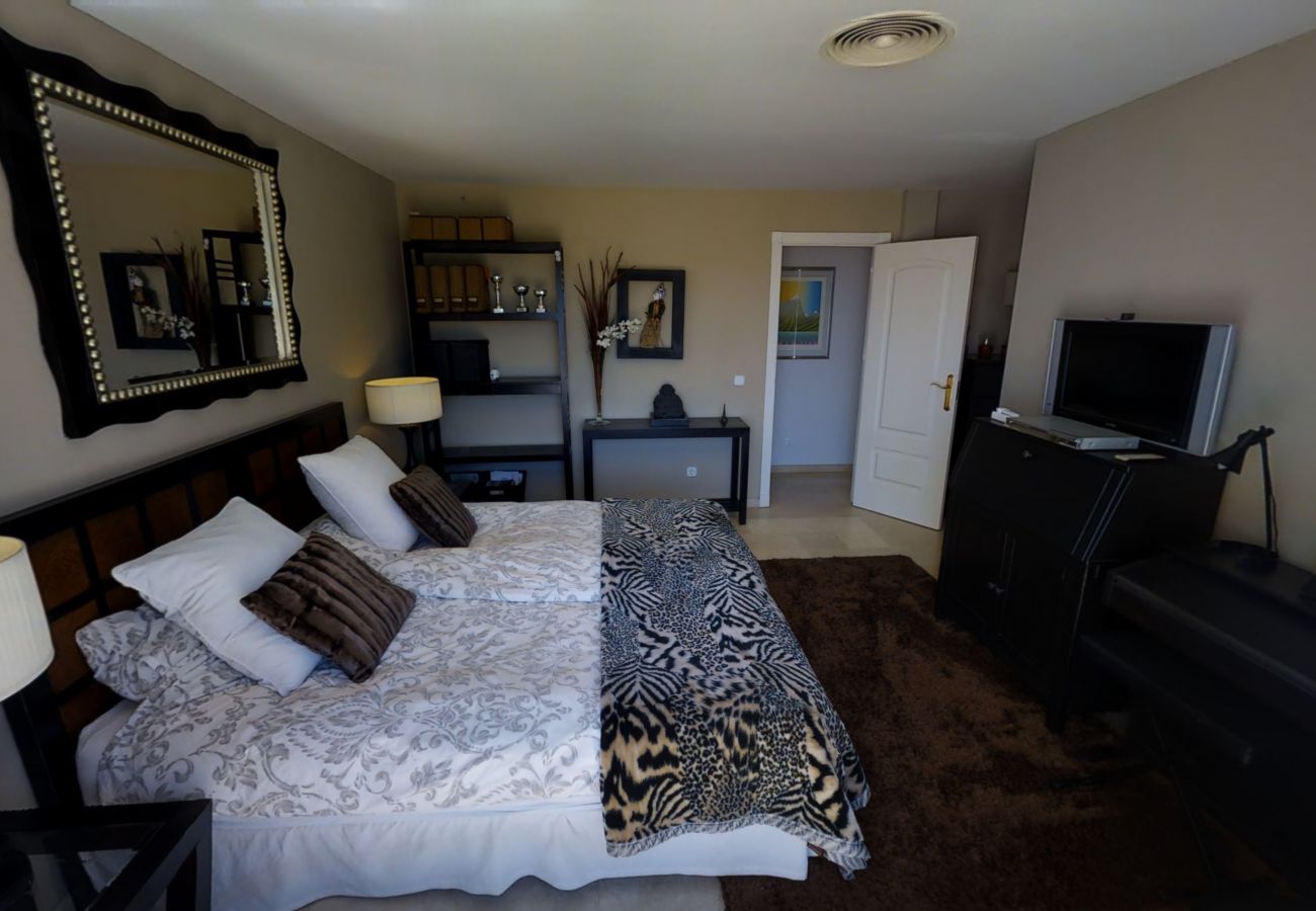 Ferienwohnung in Marbella - Wunderschönes Penthouse Los Monteros 