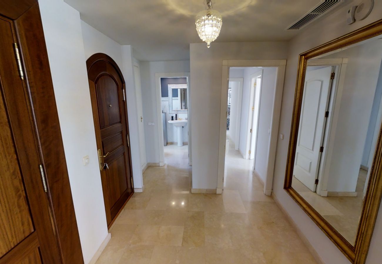 Ferienwohnung in Marbella - Wunderschönes Penthouse Los Monteros 