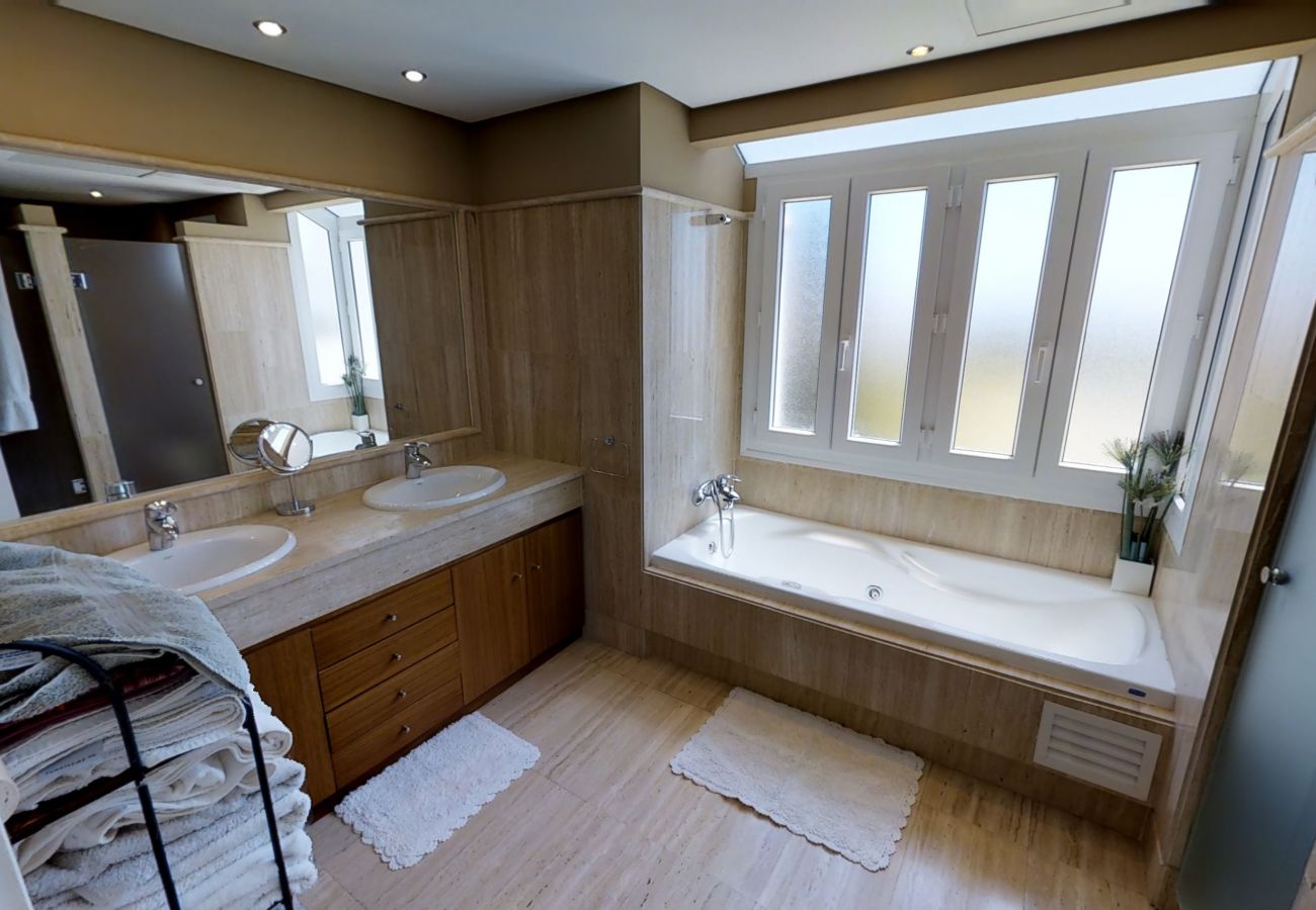 Ferienwohnung in Marbella - Wunderschönes Penthouse Los Monteros 