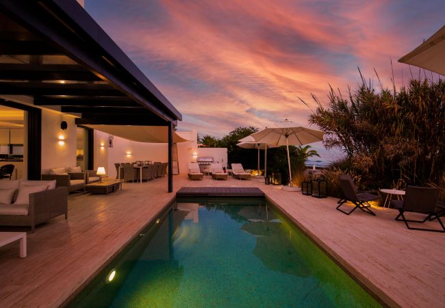 Villa in Marbella - 21220 - ATEMBERAUBENDE FRONTLINIE STRANDVILLA Villa in Marbella - 21220 - ATEMBERAUBENDE FRONTLINIE STRANDVILLA