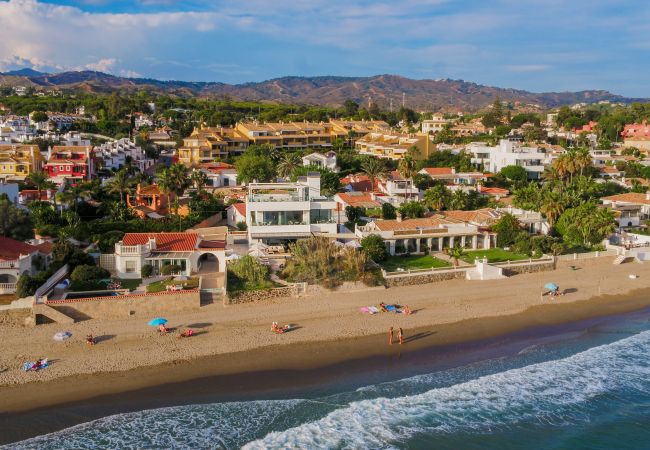 Villa in Marbella - 21220 - ATEMBERAUBENDE FRONTLINIE STRANDVILLA Villa in Marbella - 21220 - ATEMBERAUBENDE FRONTLINIE STRANDVILLA