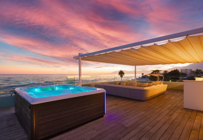 Villa in Marbella - 21220 - ATEMBERAUBENDE FRONTLINIE STRANDVILLA Villa in Marbella - 21220 - ATEMBERAUBENDE FRONTLINIE STRANDVILLA