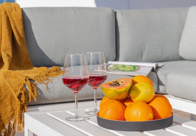 Ferienwohnung in Estepona - 11226 - Modernes Maisonette-Penthouse am Strand. Ferienwohnung in Estepona - 11226 - Modernes Maisonette-Penthouse am Strand.