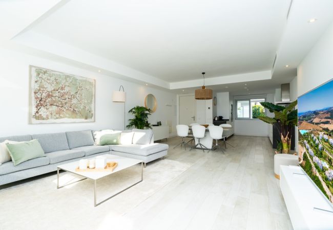 Ferienwohnung in Casares - AL-1112 2 BEDROOM in Estepona - Alcazaba 2 BEDROOM Apartment in Estepona - Alcazaba Lagoon Ferienwohnung in Casares - AL-1112 2 BEDROOM in Estepona - Alcazaba 2 BEDROOM Apartment in Estepona - Alcazaba Lagoon