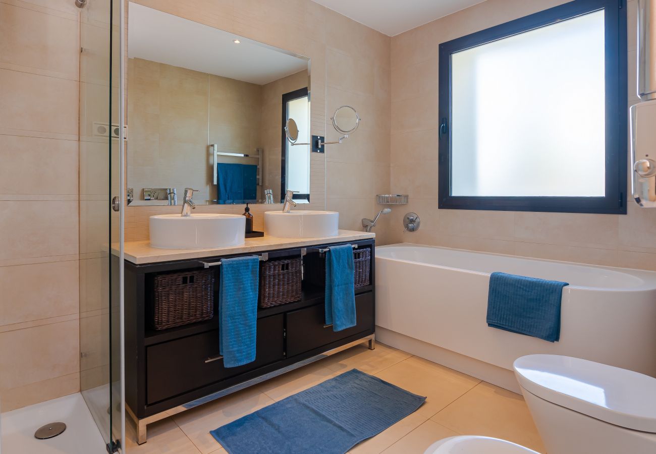 Ferienwohnung in Marbella - 370766 - LUXURIÖSES PENTHOUSE MIT INDOOR SPA-BEREICH