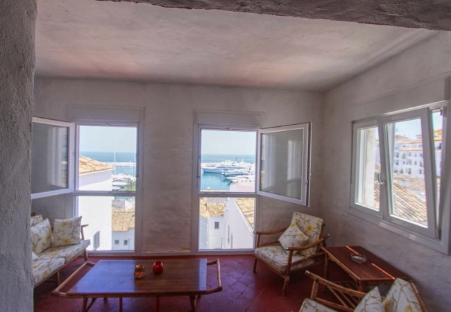 Ferienwohnung in Marbella - 1079 Atemberaubendes Apartment in Puerto Banús mit Hafenblick Ferienwohnung in Marbella - 1079 Atemberaubendes Apartment in Puerto Banús mit Hafenblick