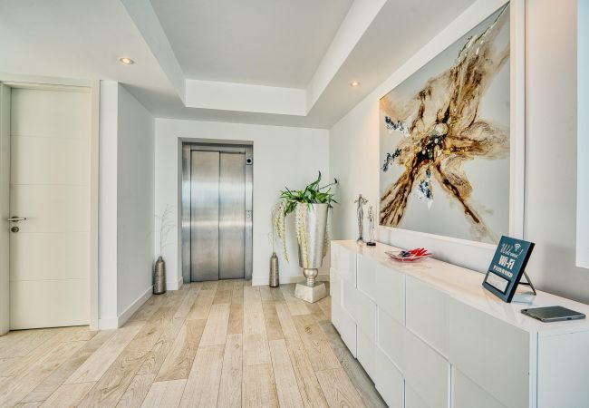 Ferienwohnung in Estepona - 2288 Luxuspenthouse mit privatem Pool auf der Dachterrasse Ferienwohnung in Estepona - 2288 Luxuspenthouse mit privatem Pool auf der Dachterrasse