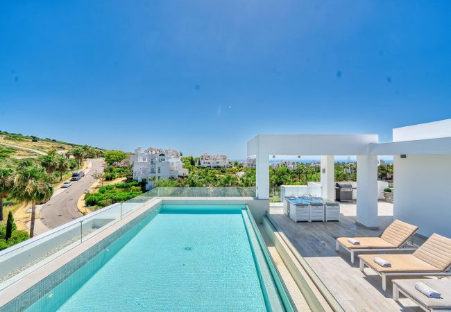 Ferienwohnung in Estepona - 2288 Luxuspenthouse mit privatem Pool auf der Dachterrasse Ferienwohnung in Estepona - 2288 Luxuspenthouse mit privatem Pool auf der Dachterrasse