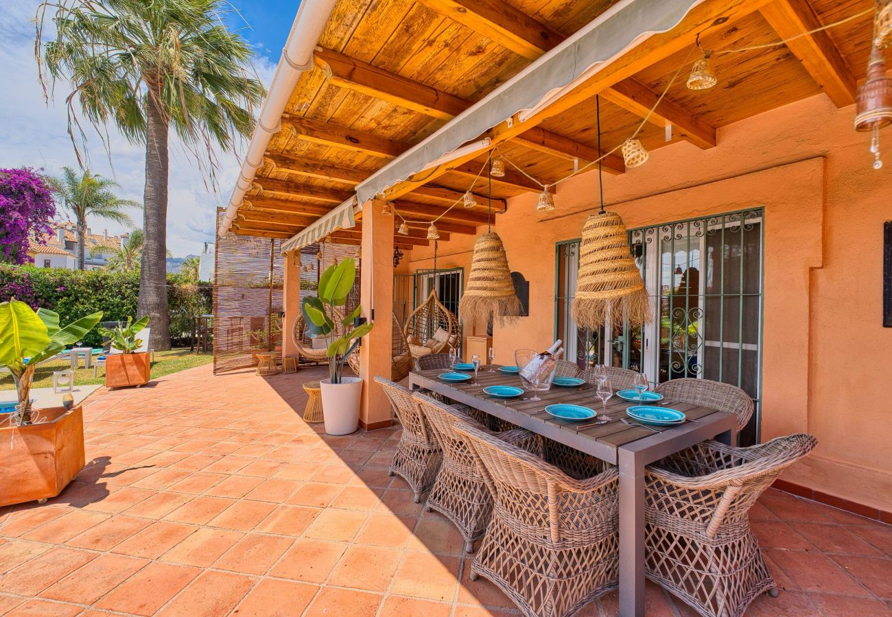 Villa in Marbella - 1109 Charmante Familienvilla mit Panoramablick auf das Meer