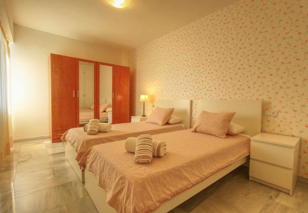 Ferienwohnung in Marbella - 1149 Atemberaubendes Duplex-Penthouse mit Panoramablick auf das Meer