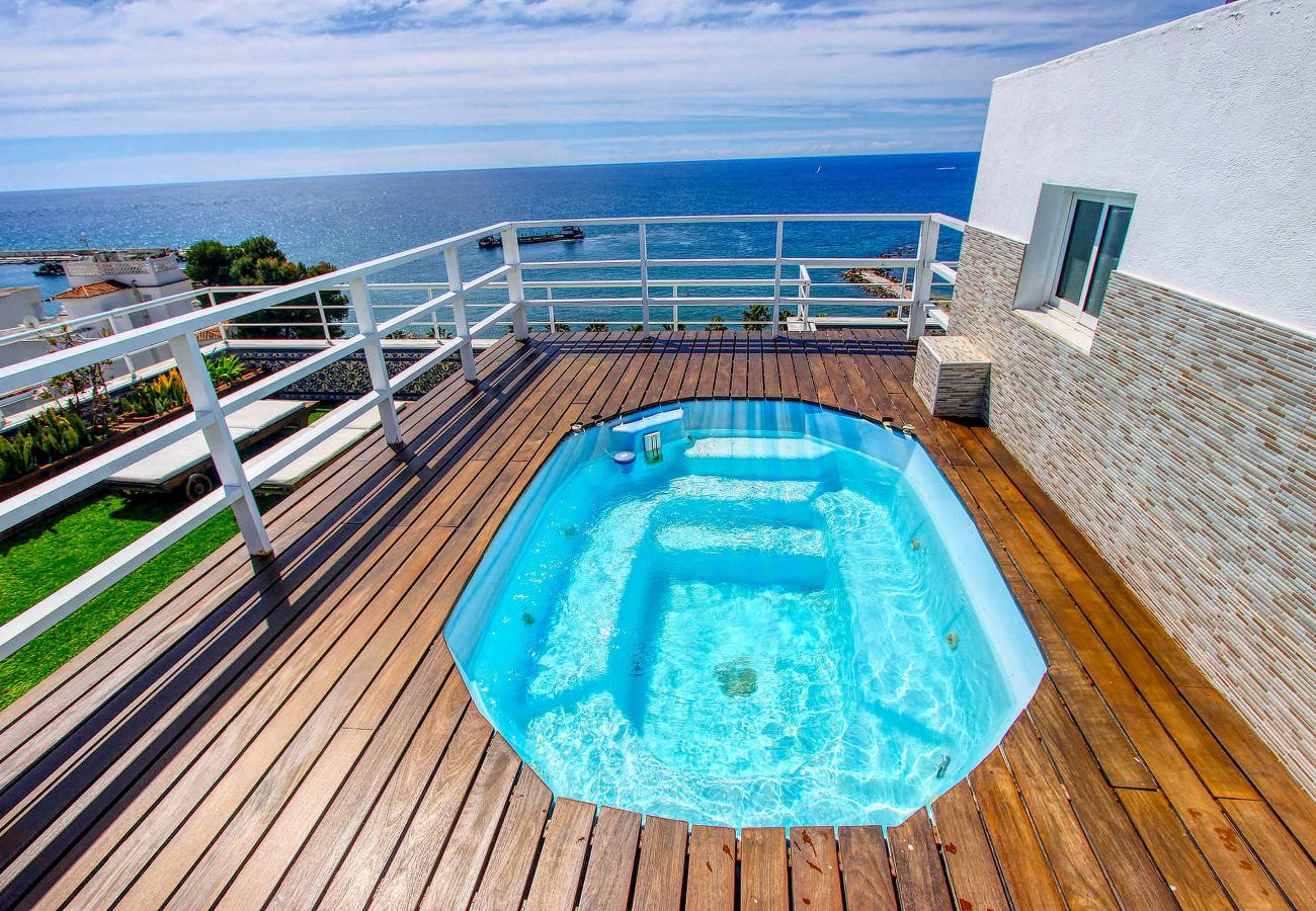 Ferienwohnung in Marbella - 1149 Atemberaubendes Duplex-Penthouse mit Panoramablick auf das Meer