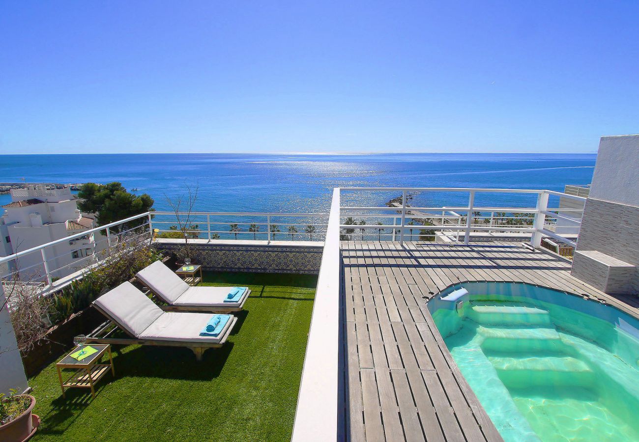 Ferienwohnung in Marbella - 1149 Atemberaubendes Duplex-Penthouse mit Panoramablick auf das Meer