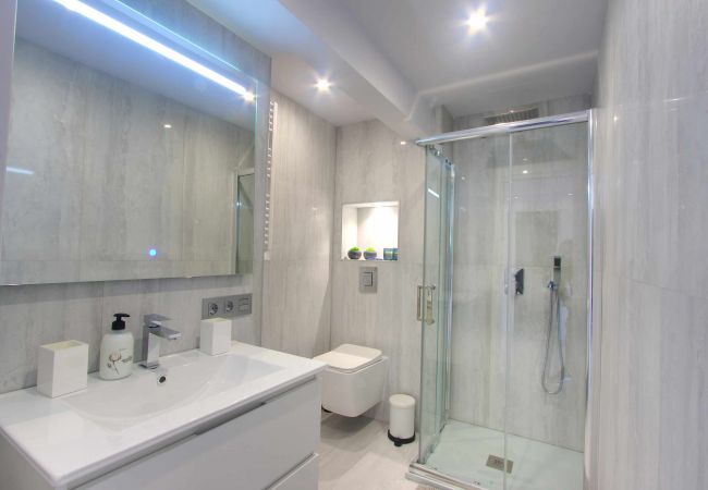 Ferienwohnung in Marbella - 1108 Luxuriöse Apartments am Golden Beach mit atemberaubender Aussicht Ferienwohnung in Marbella - 1108 Luxuriöse Apartments am Golden Beach mit atemberaubender Aussicht