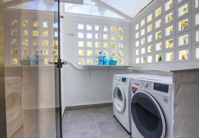 Ferienwohnung in Marbella - 1108 Luxuriöse Apartments am Golden Beach mit atemberaubender Aussicht Ferienwohnung in Marbella - 1108 Luxuriöse Apartments am Golden Beach mit atemberaubender Aussicht