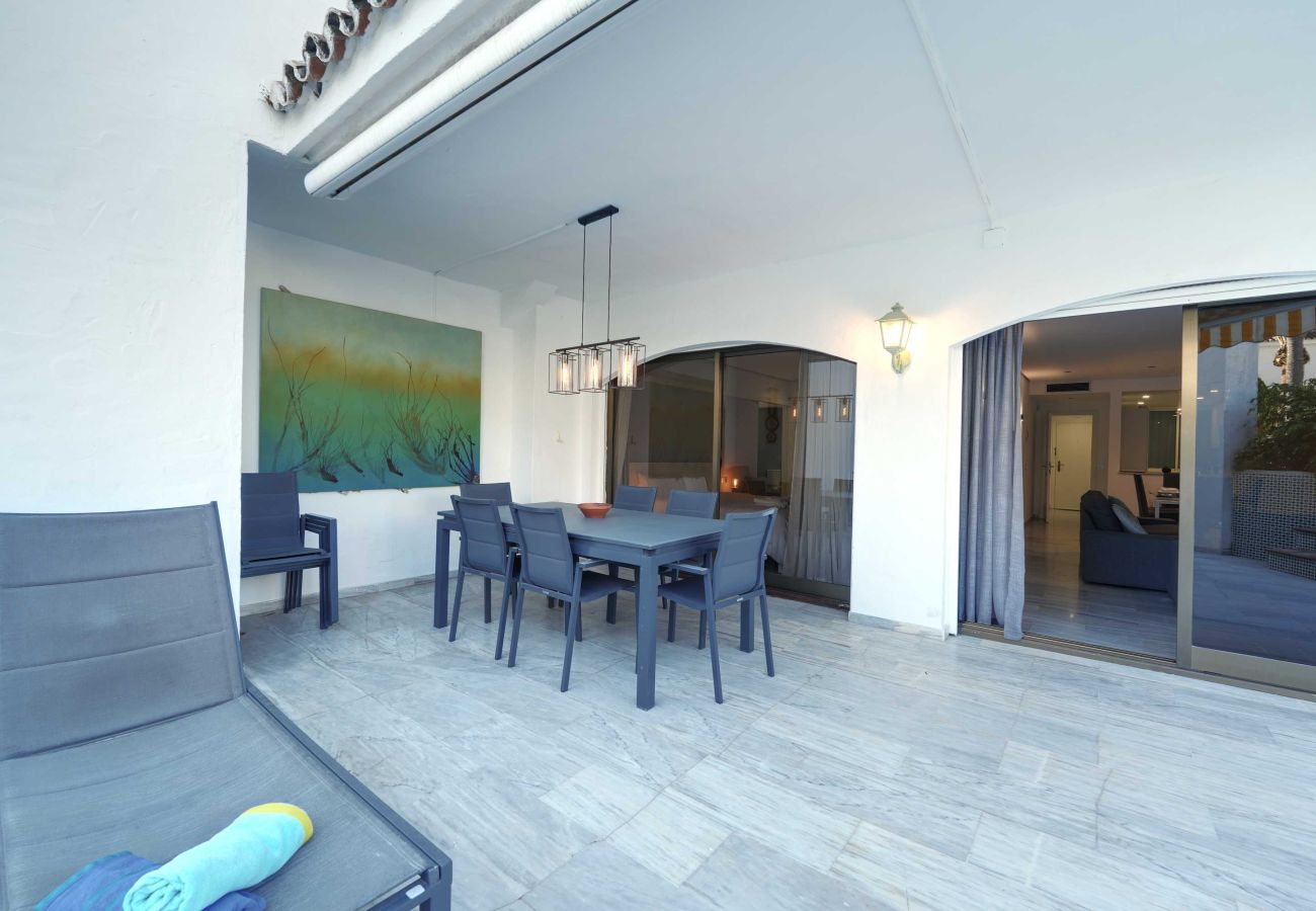 Ferienwohnung in Marbella - 2033 Familienapartment am Strand von Golden Beach