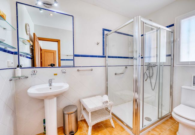 Villa in Estepona - 1106 Luxuriöse Familienvilla mit beheiztem Pool Villa in Estepona - 1106 Luxuriöse Familienvilla mit beheiztem Pool