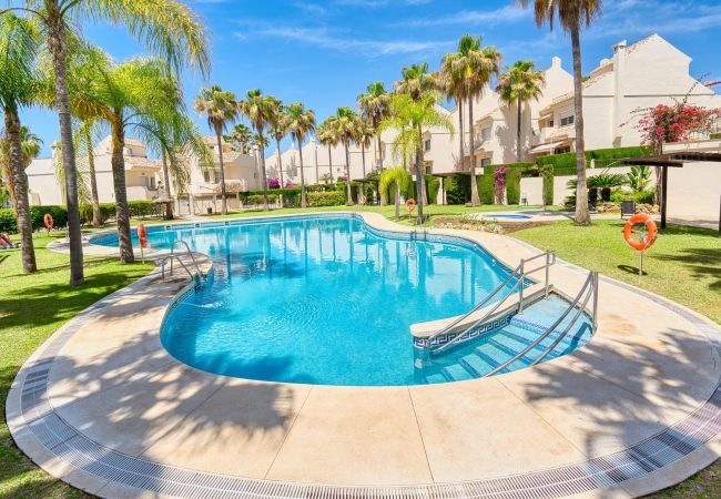 Ferienhaus in Marbella - 1107 Familienstrandhaus mit Pool in sicherem Komplex Ferienhaus in Marbella - 1107 Familienstrandhaus mit Pool in sicherem Komplex