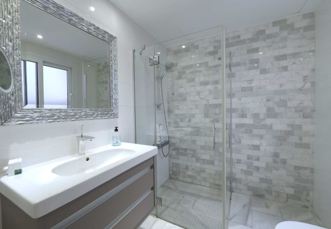 Ferienwohnung in Marbella - 2039 Gemütliches Strandapartment am Golden Beach Ferienwohnung in Marbella - 2039 Gemütliches Strandapartment am Golden Beach