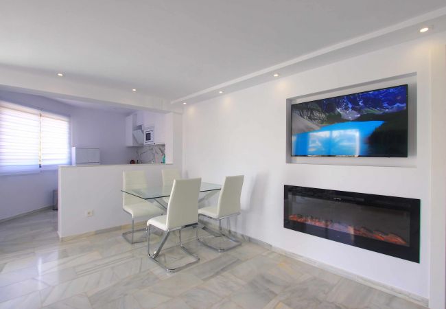 Ferienwohnung in Marbella - 1094 Luxuriöses Duplex-Penthouse am Golden Beach Ferienwohnung in Marbella - 1094 Luxuriöses Duplex-Penthouse am Golden Beach