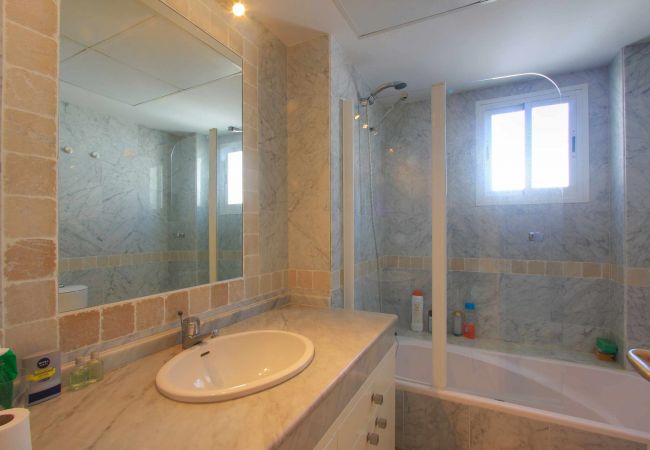 Doppelhaushälfte in Marbella - 1176 Strandparadies in Bahia de Marbella Doppelhaushälfte in Marbella - 1176 Strandparadies in Bahia de Marbella