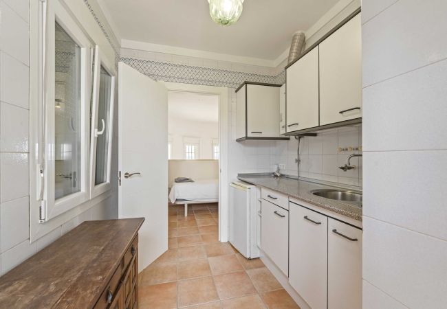 Villa in Marbella - 1100 Atemberaubende Strandvilla in Marbesa mit Gartenpool Villa in Marbella - 1100 Atemberaubende Strandvilla in Marbesa mit Gartenpool