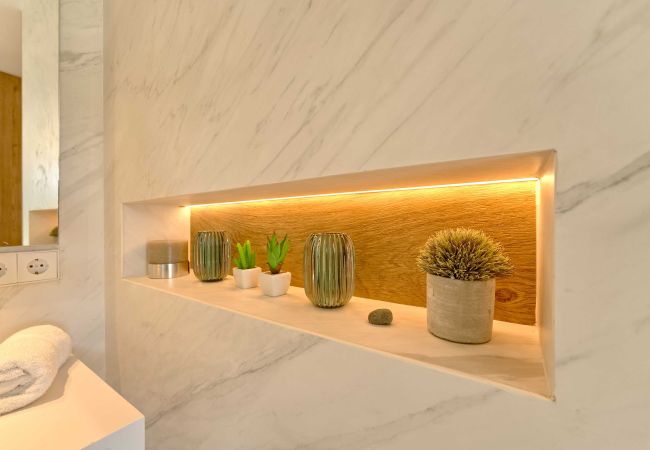 Villa in Marbella - 2244 Luxusvilla mit beheiztem Pool in Puerto Banús Villa in Marbella - 2244 Luxusvilla mit beheiztem Pool in Puerto Banús