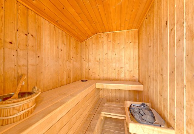 Villa in Marbella - 2244 Luxusvilla mit beheiztem Pool in Puerto Banús Villa in Marbella - 2244 Luxusvilla mit beheiztem Pool in Puerto Banús