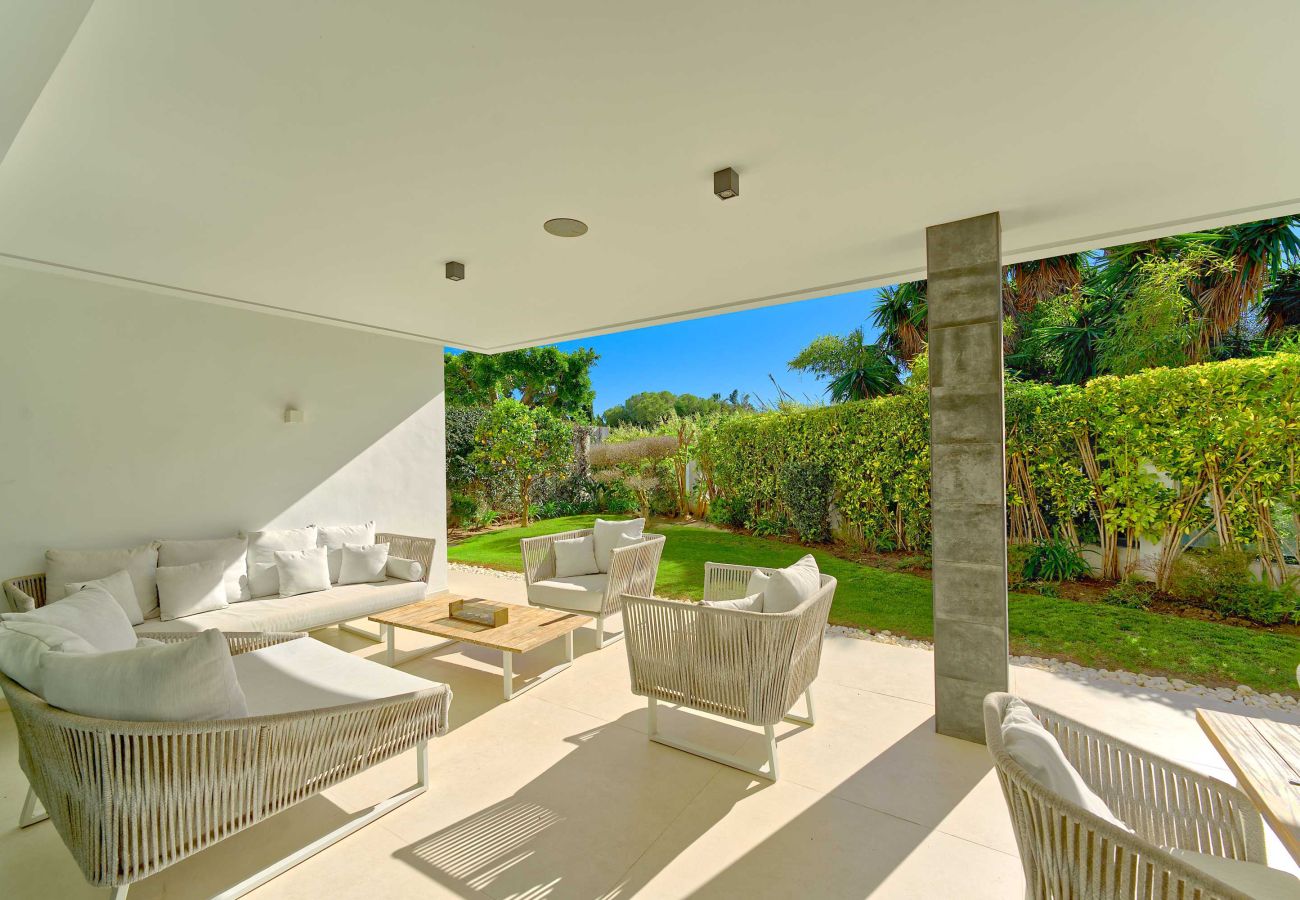 Villa in Marbella - 2244 Luxusvilla mit beheiztem Pool in Puerto Banús