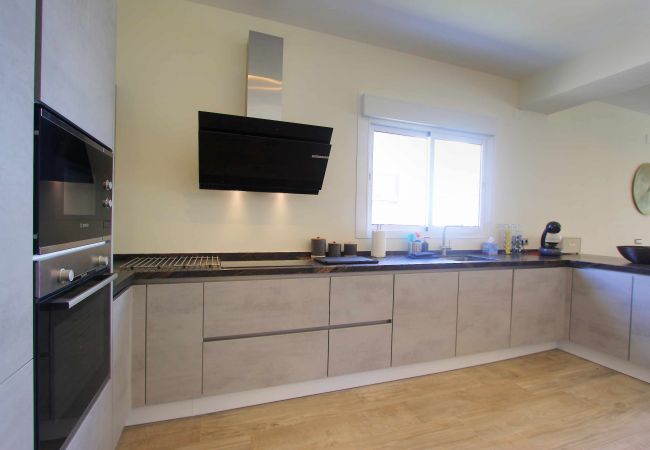 Villa in Mijas Costa - 1166 Moderne Luxusvilla mit Panoramablick auf den Golfplatz Villa in Mijas Costa - 1166 Moderne Luxusvilla mit Panoramablick auf den Golfplatz