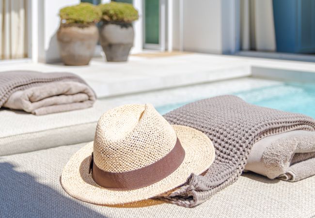 Villa in Mijas Costa - 18 PAX EINZIGARTIGE & RIESIGE LUXUSVILLA MIT BEHEIZTEM POOL, KINO/TAGUNGSRAUM & FITNESSSTUDIO IN STRANDNÄHE Villa in Mijas Costa - 18 PAX EINZIGARTIGE & RIESIGE LUXUSVILLA MIT BEHEIZTEM POOL, KINO/TAGUNGSRAUM & FITNESSSTUDIO IN STRANDNÄHE