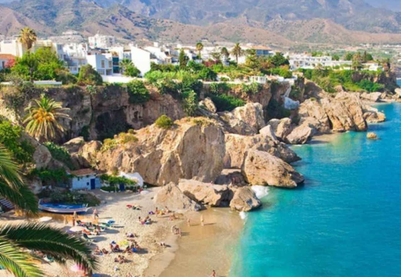 Ferienwohnung in Nerja - Jimena Maro Wohnung im Zentrum von Nerja