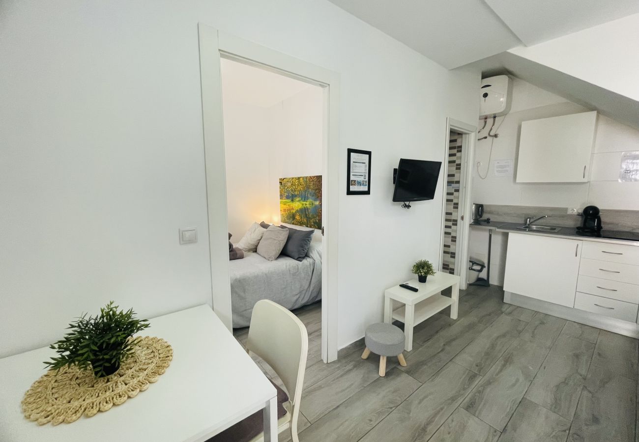 Ferienwohnung in Nerja - Jimena Maro Wohnung im Zentrum von Nerja