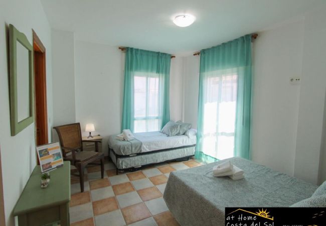 Ferienwohnung in Nerja - Jimena Huelva Apartment im Zentrum von Nerja Ferienwohnung in Nerja - Jimena Huelva Apartment im Zentrum von Nerja