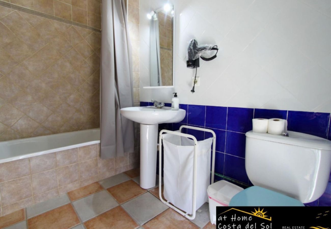 Ferienwohnung in Nerja - Jimena Huelva Apartment im Zentrum von Nerja