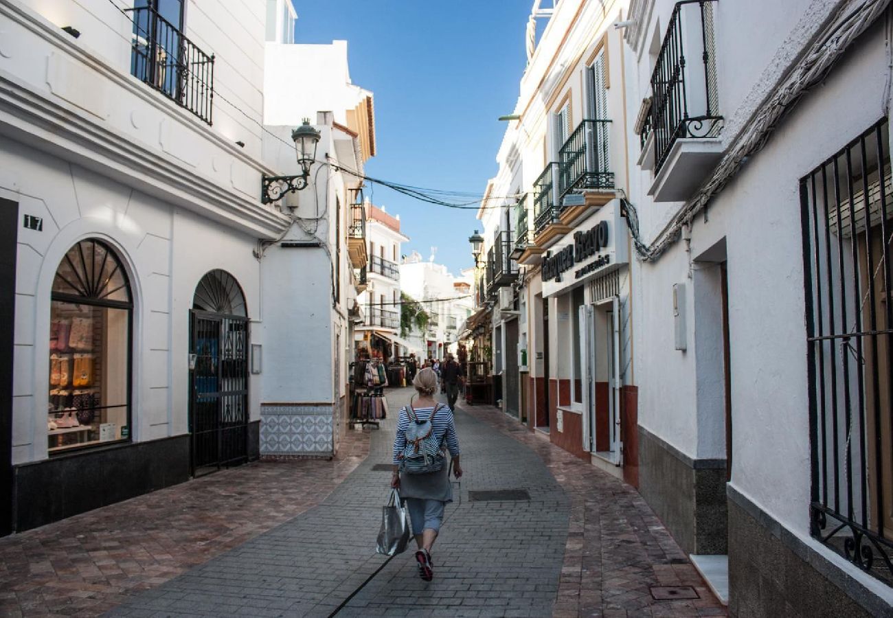 Ferienwohnung in Nerja - Jimena Huelva Apartment im Zentrum von Nerja