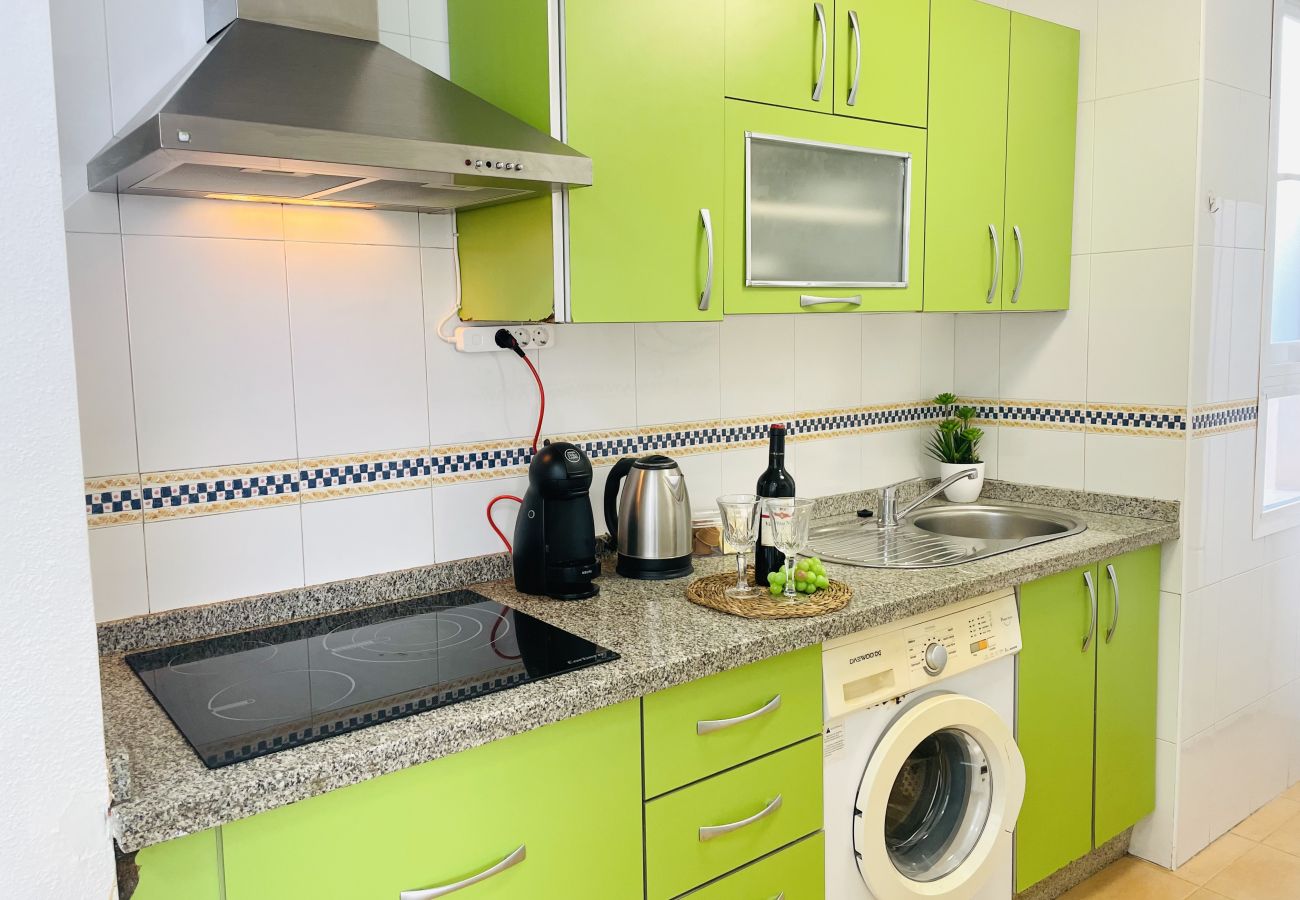 Ferienwohnung in Nerja - Segelboot-Apartment im Zentrum von Nerja