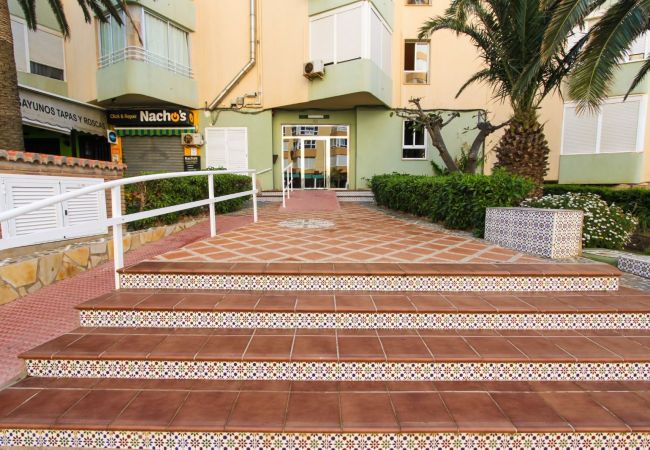 Ferienwohnung in Torrox Costa - Apartment America 1. Strandlinie Ferienwohnung in Torrox Costa - Apartment America 1. Strandlinie