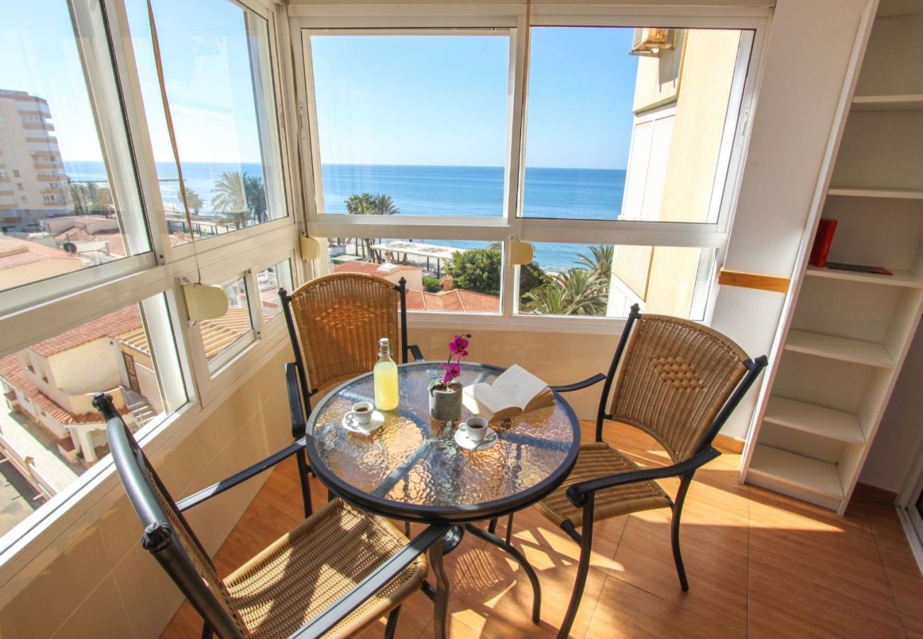 Ferienwohnung in Torrox Costa - Apartment America 1. Strandlinie