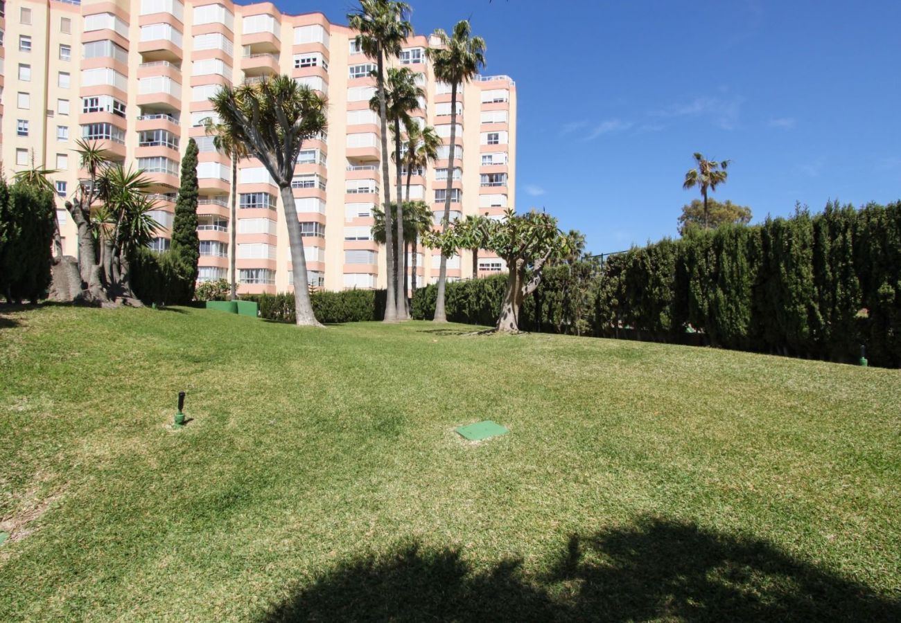 Ferienwohnung in Torrox Costa - Apartment America 1. Strandlinie